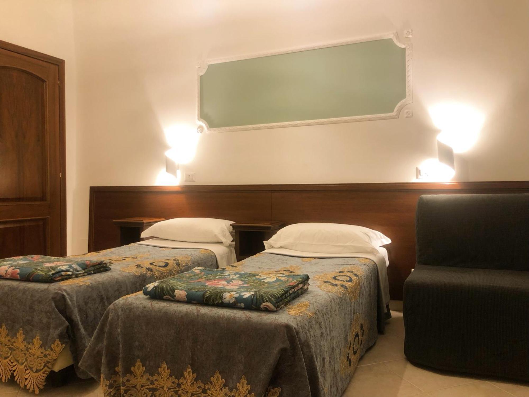 Hostel Cosmos Rome Buitenkant foto